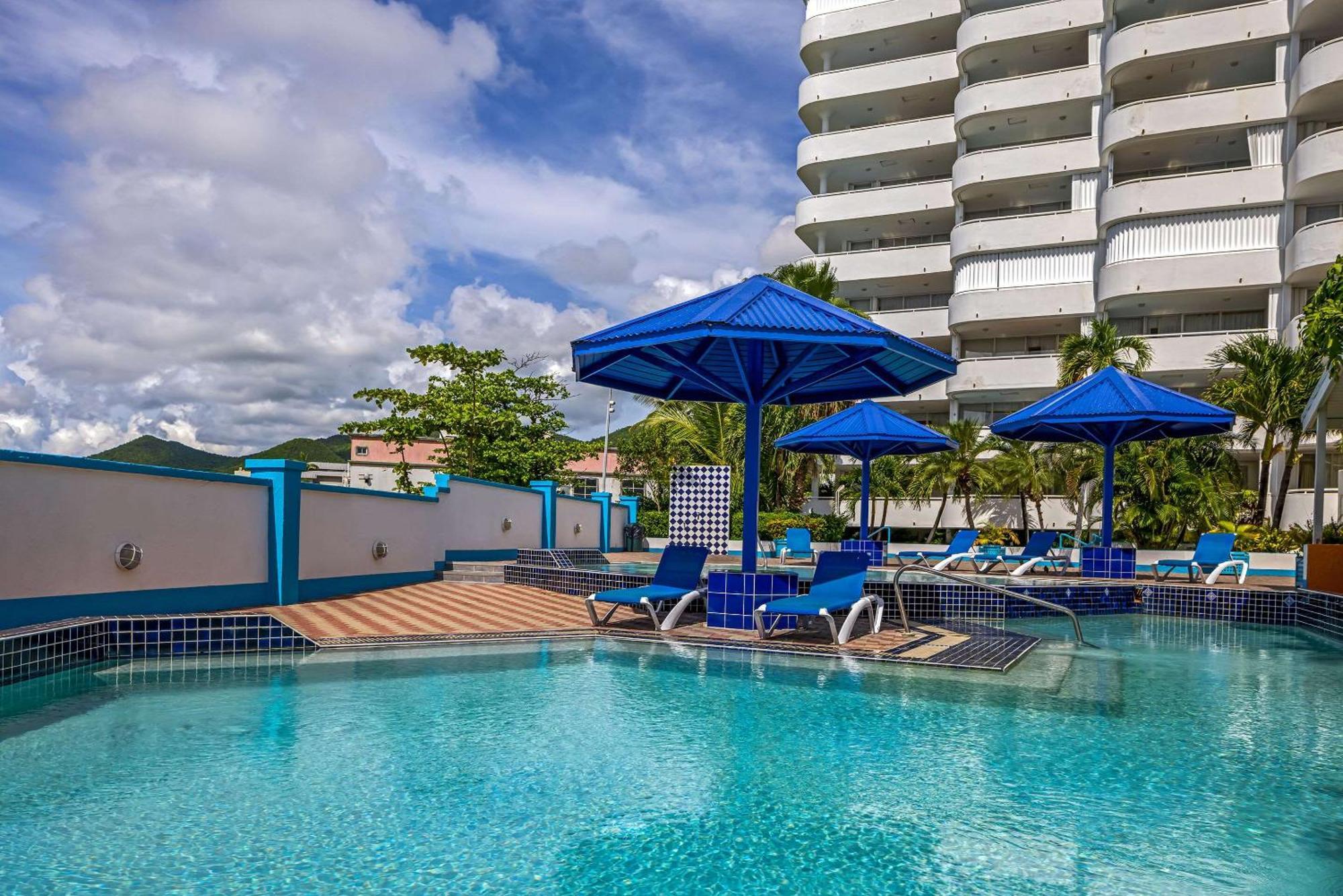 The Atrium Beach Resort And Spa, Ascend Hotel Collection シンプソン・ベイ エクステリア 写真