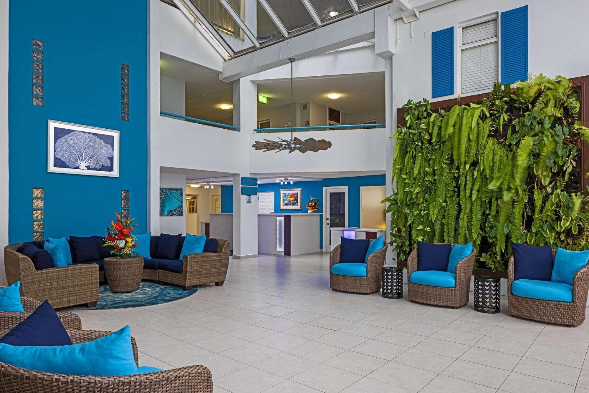 The Atrium Beach Resort And Spa, Ascend Hotel Collection シンプソン・ベイ エクステリア 写真